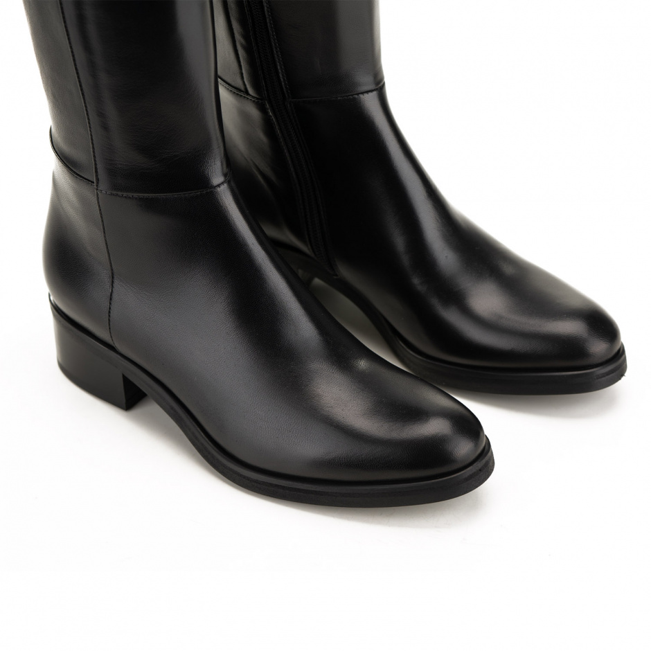 Le Pepe Women's Black Knee High Boots - look 5