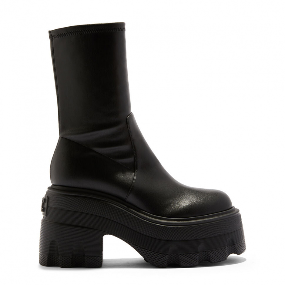 Casadei Ladies platformed ankle boots in leather - look 1