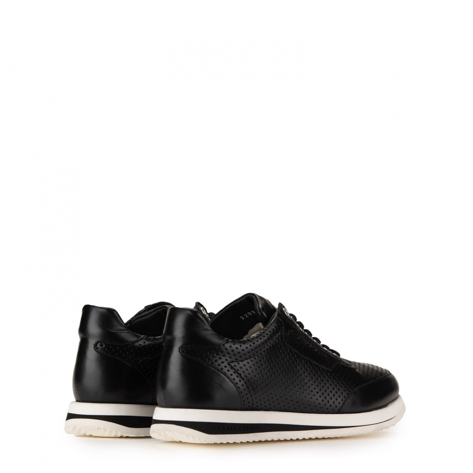 Cesare Casadei Men's Black Shoes in Perforations - look 3