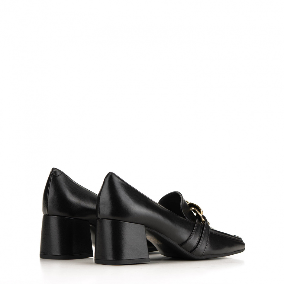 Moda di Fausto Women's Loafers in Leather - look 4