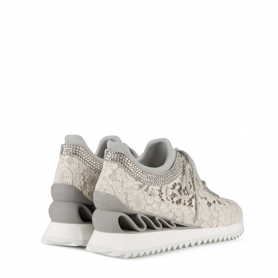 Le Silla Ladies sneakers in lace - look 3