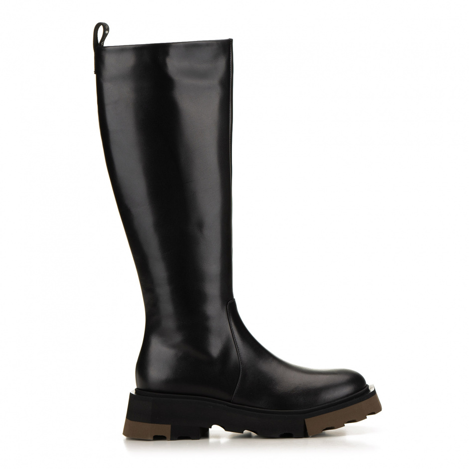 Fabi Women's Black Boots - look 1