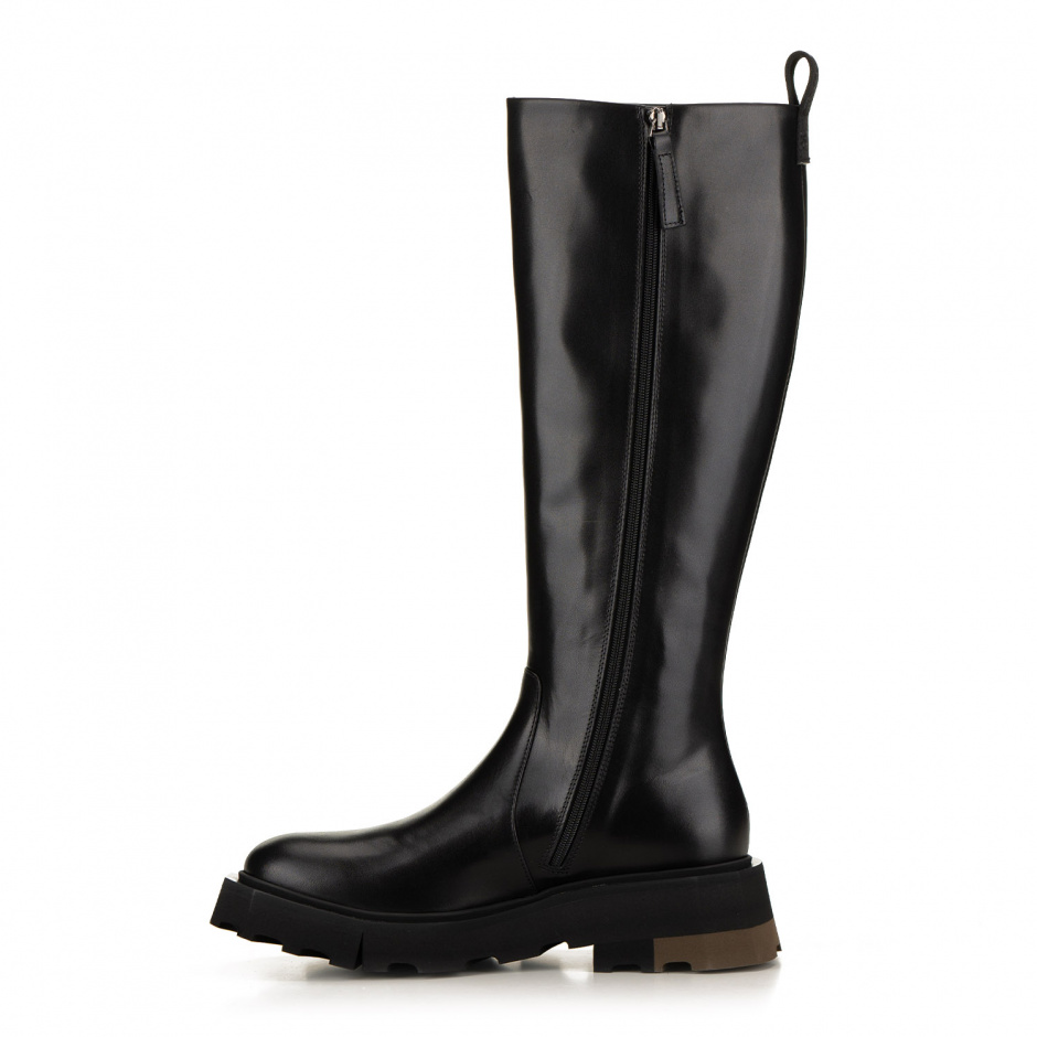 Fabi Women's Black Boots - look 3
