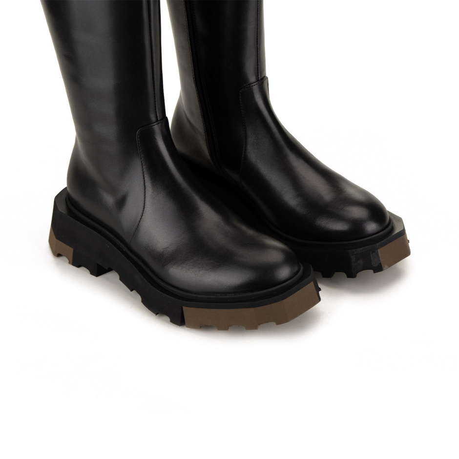 Fabi Women's Black Boots - look 4