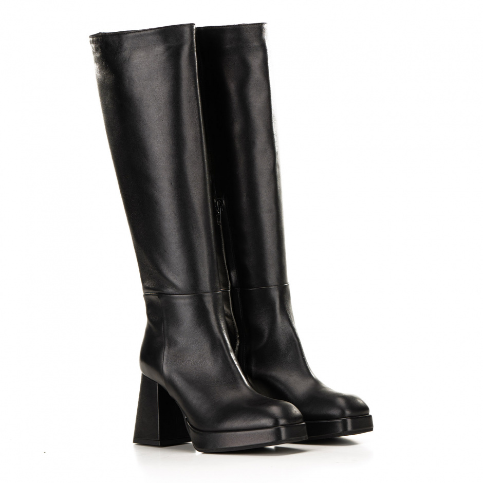 Bianca Di Women's black knee high boots - look 2