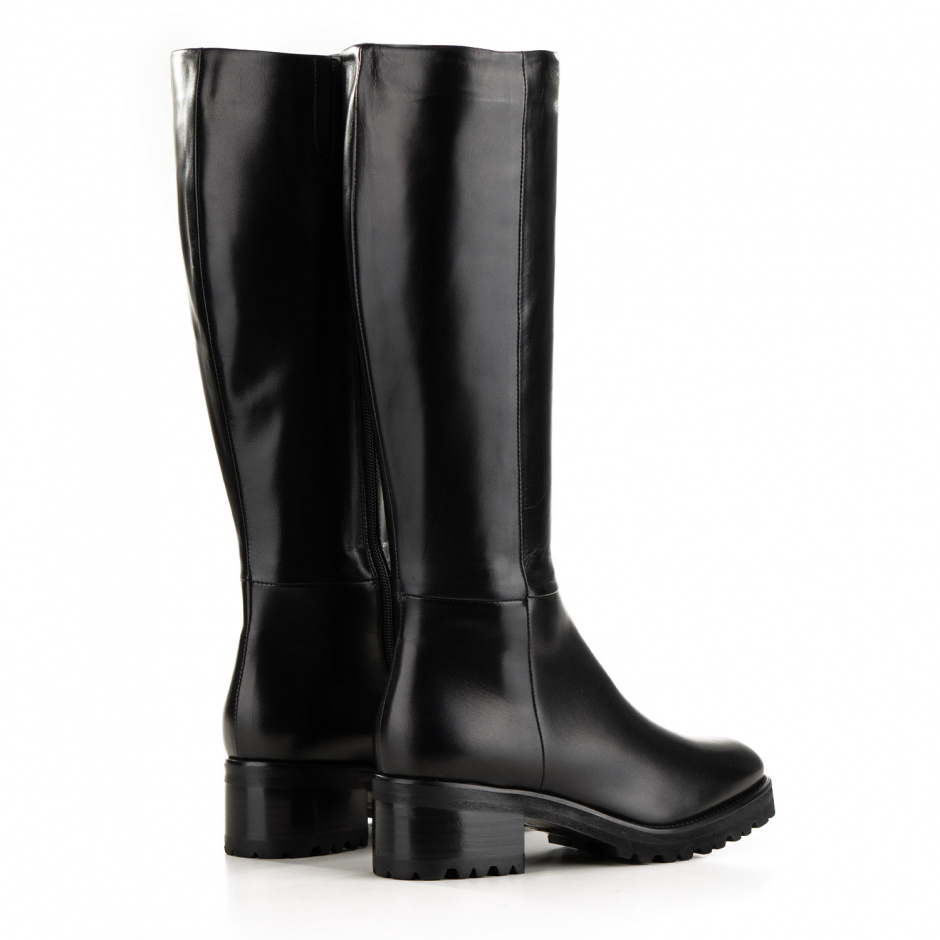 Le Pepe Women's Black Knee High Boots in Leather - look 4